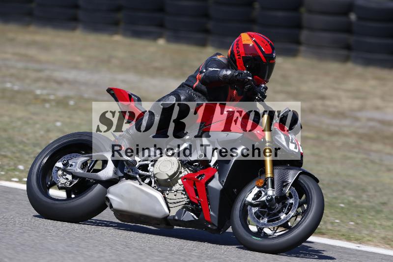 /36 08.08.2026  Pluess Motosport ADR/Freies Fahren/415